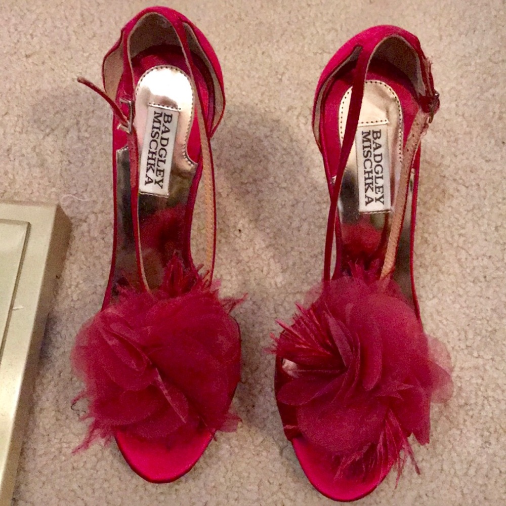 Brand new Badgley Mischka heels!